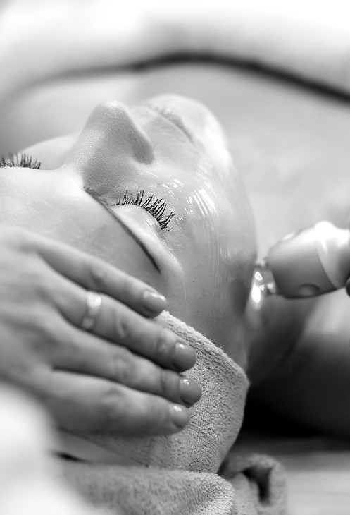 Laser Facial Treatment_edited.jpg