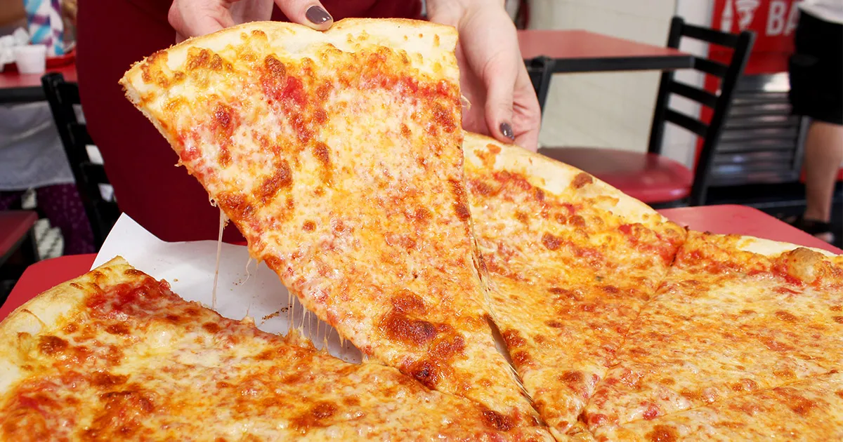 new-york-pizza-slice-pull.webp