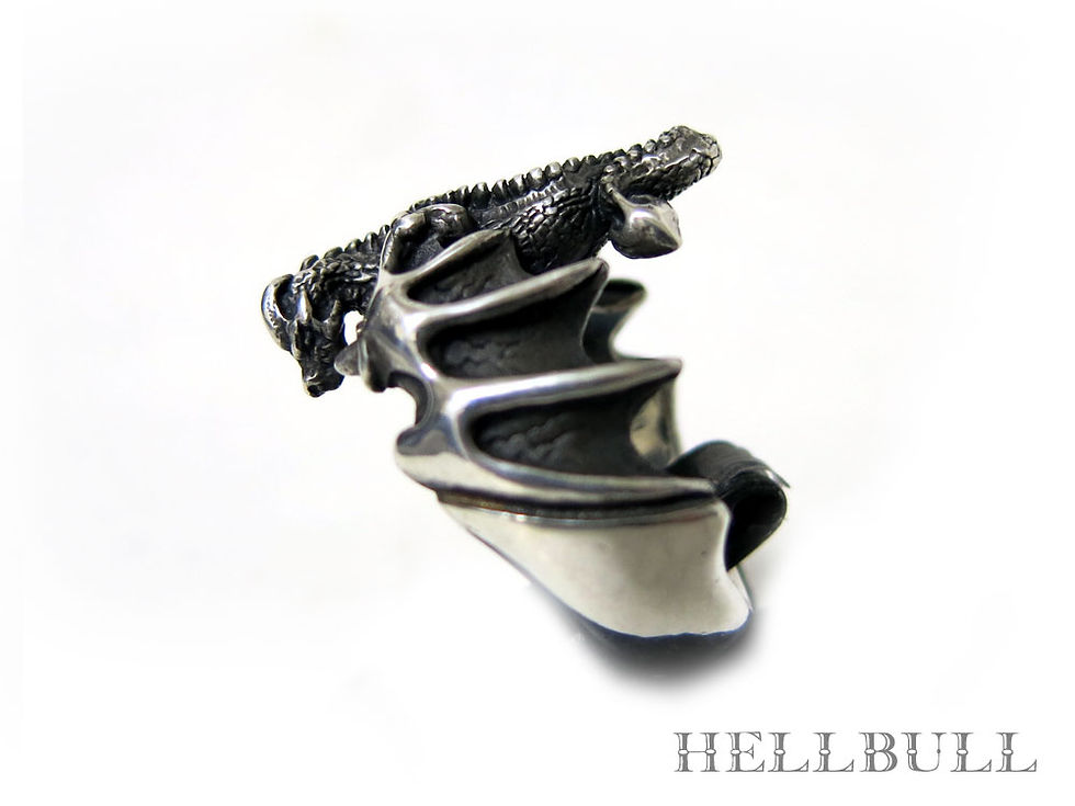 サムネイル： R022　SMALL　WING　DORAGON（スモールウィングドラゴン）