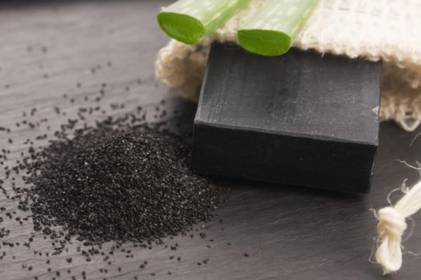 JABON DE CARBON ACTIVADO