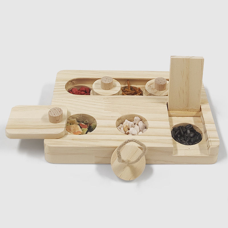 Miniatura: Wooden Foraging Puzzle Toy for Small Animals