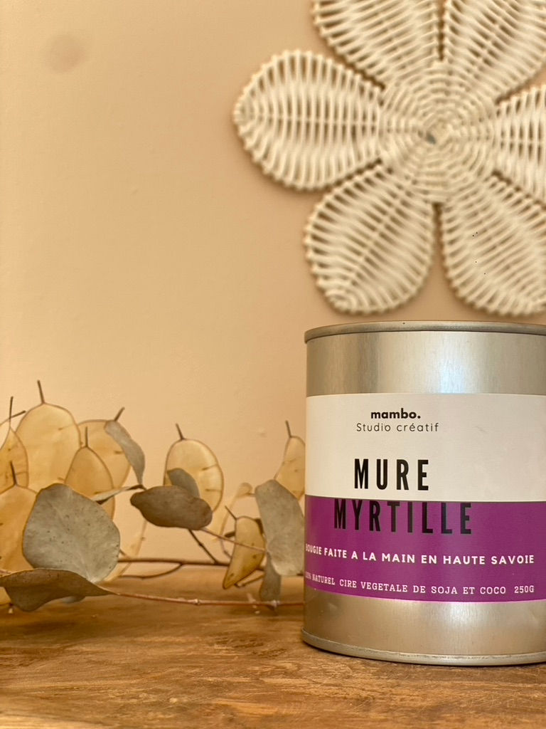 Miniature : Bougie Mûre Myrtille – Parfum fruité, mèche bois, cire végétale 250g