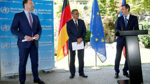 La OMS dice que necesita el respaldo, ya que Francia y Alemania expresan su apoyo.