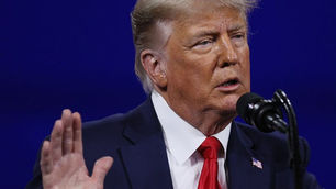 Trump: Joe Biden abre Estados Unidos a los refugiados y mantiene a los estadounidenses encerrados.