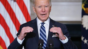 Biden culpa a 'insurrección' del Capitolio por la orden ejecutiva que amplía registro fedederal