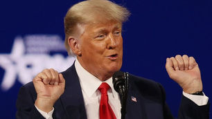 Trump desata una oleada de respaldos para políticos de todo el país.