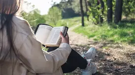 CALLED: WHAT DOES IT MEAN TO BE CALLED BY GOD? by GERI ANN FULLER
