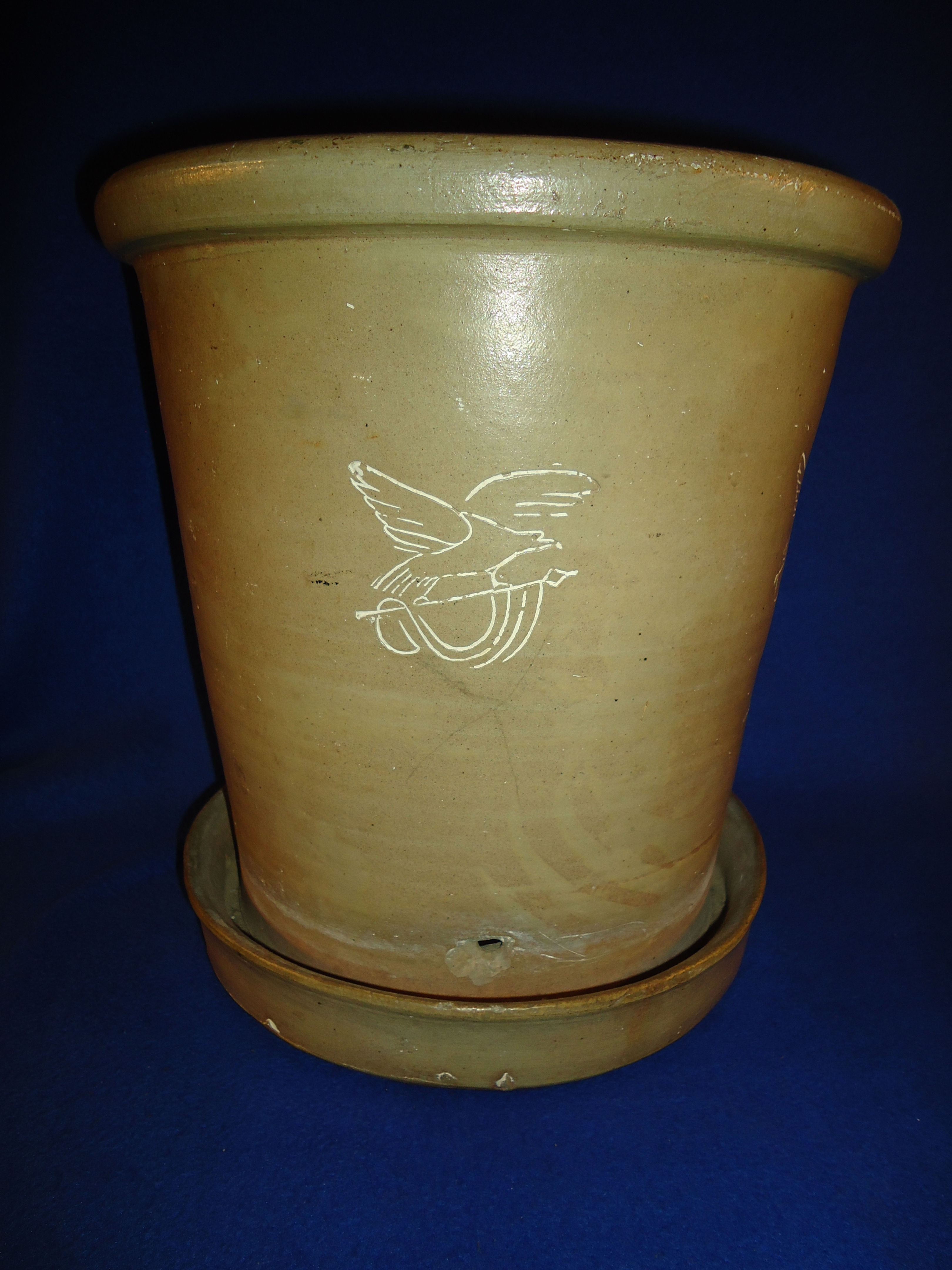 Large 3 Gallon Stoneware Flower Pot with Eagles, Gardner Stoneware, Maine #3808