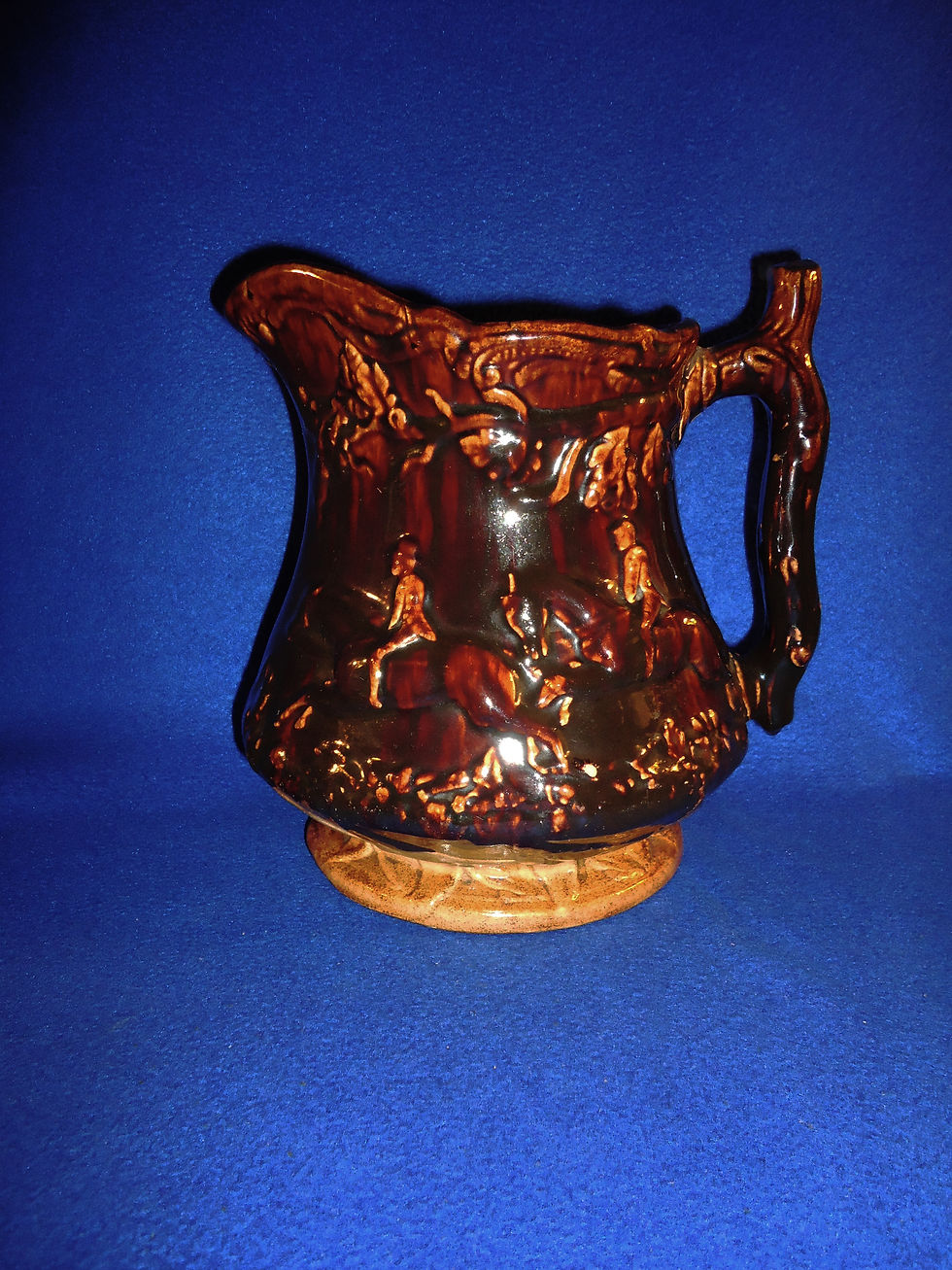 Rare Hunt Pitcher att. Thomas Locker, Swan Hill Pottery, South Amboy, NJ #8600
