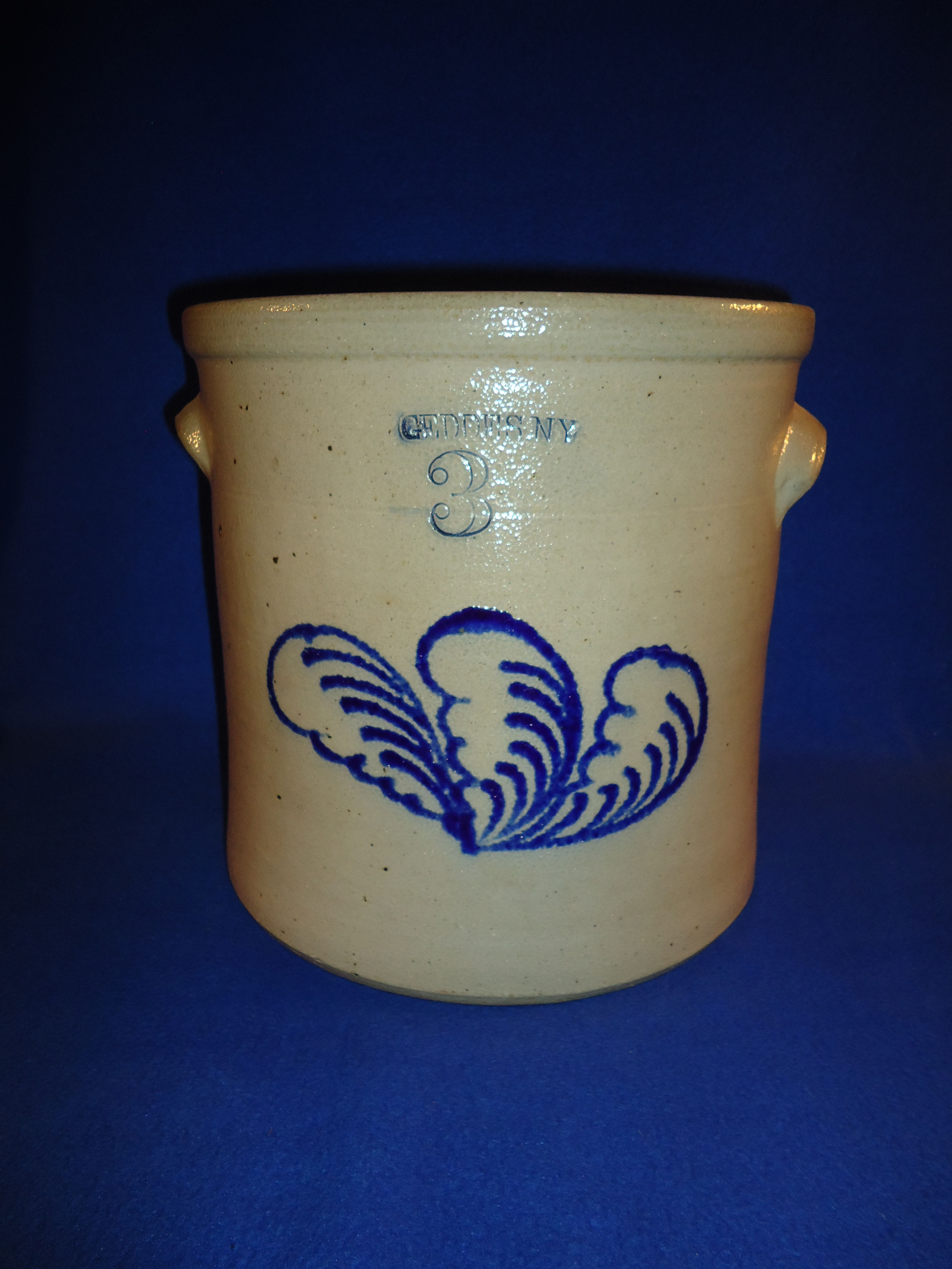 Geddes, New York Stoneware 3 Gallon Crock with Triple Leaves #1143