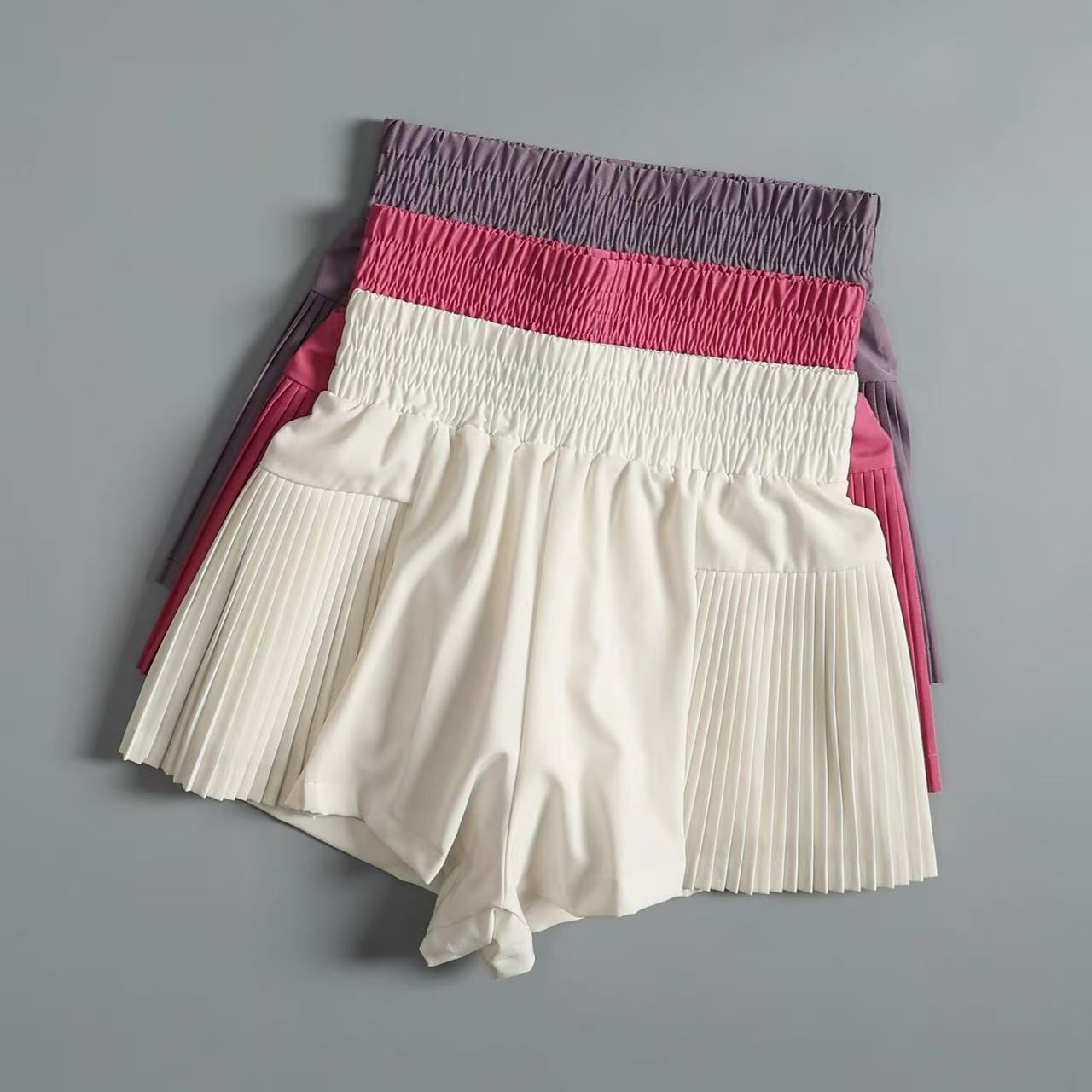 Women’s High-Waisted Sports Shorts with Pockets Sculpt. Move. Perform. Designe