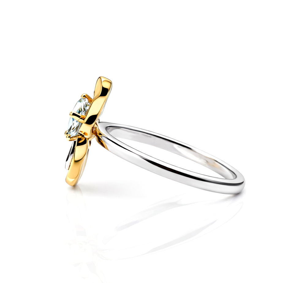 Thumbnail: Ring made of 18k white - and rose gold with aquamarine and blue sapphires