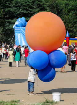 Boy-and-Balloons-17X22-106