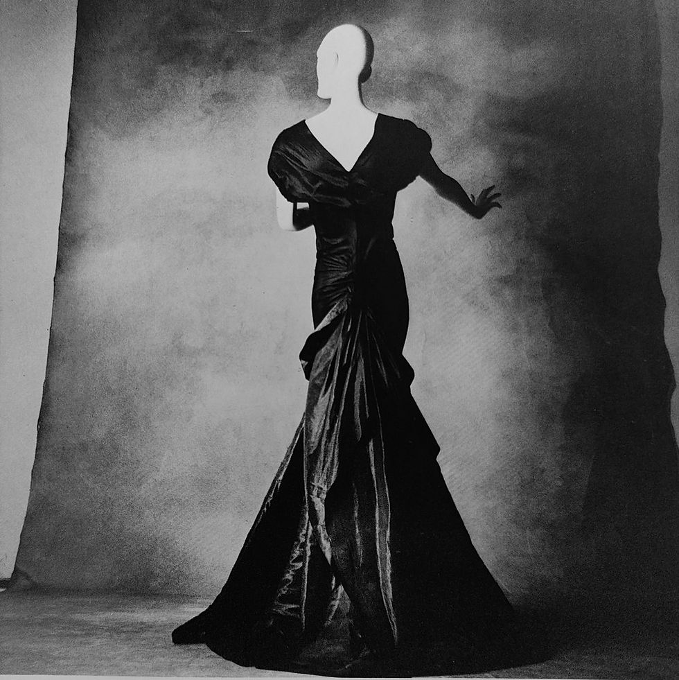 Miniature : LES BELLES ROBES DE PARIS 1909-1939