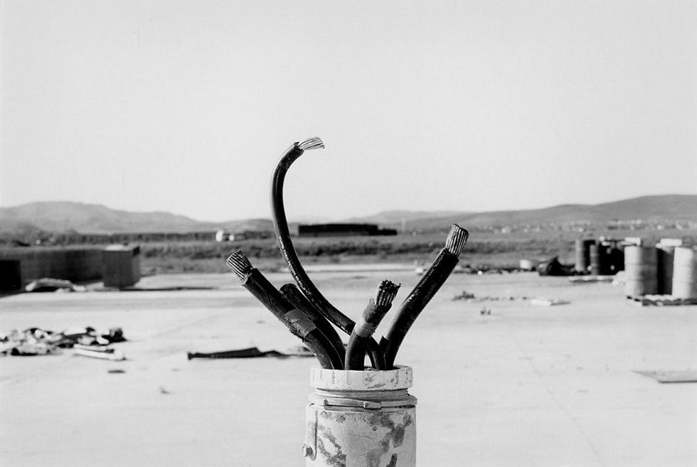 Miniature : LEWIS BALTZ