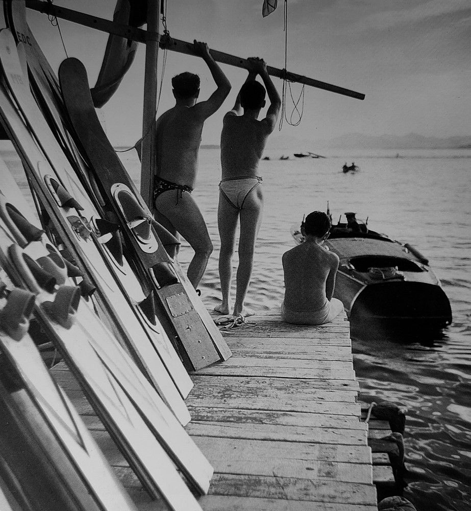 Miniature : JACQUES-HENRI LARTIGUE - LE CHOIX DU BONHEUR