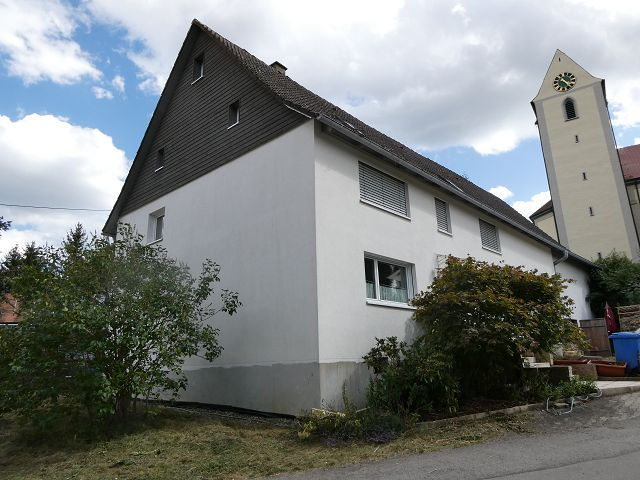 Modernisiertes ehemaliges Bauernhaus