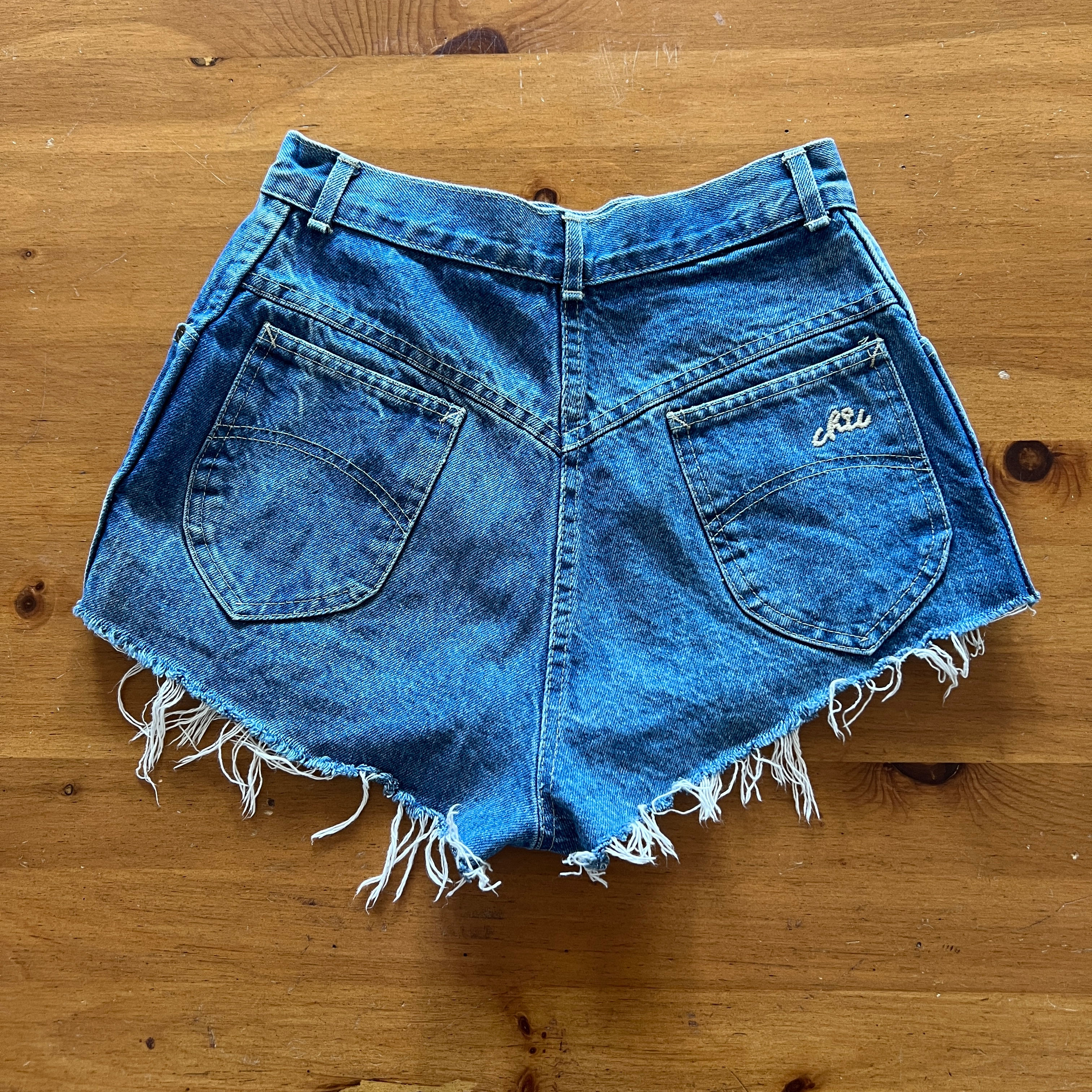 Chic Denim Cutoff’s
