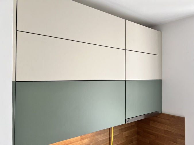 Egger Eukaliptuszzöld felsőszekrények