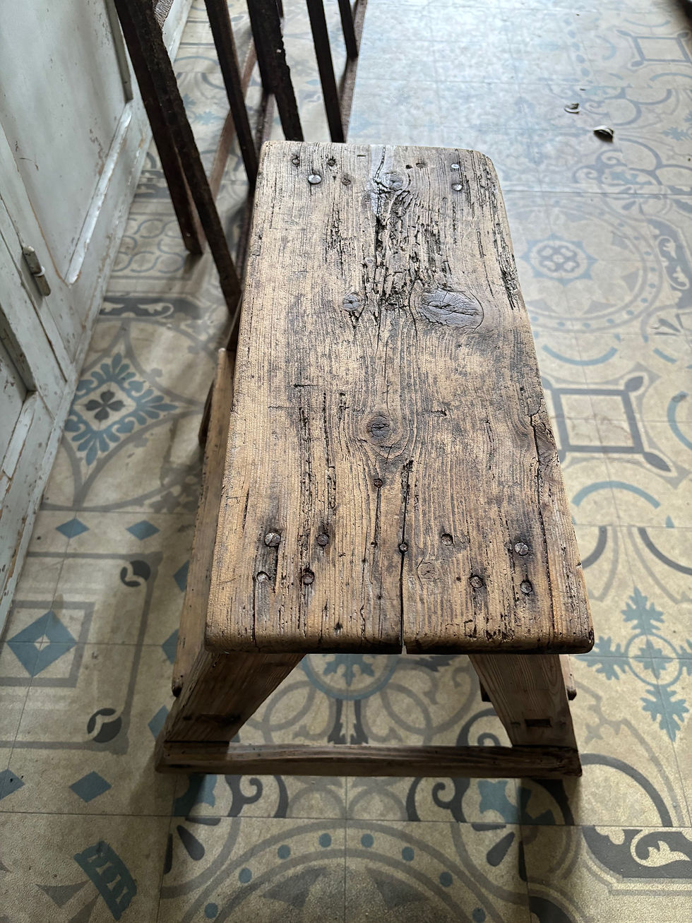 Miniature : Petit escabeau en vieux bois 