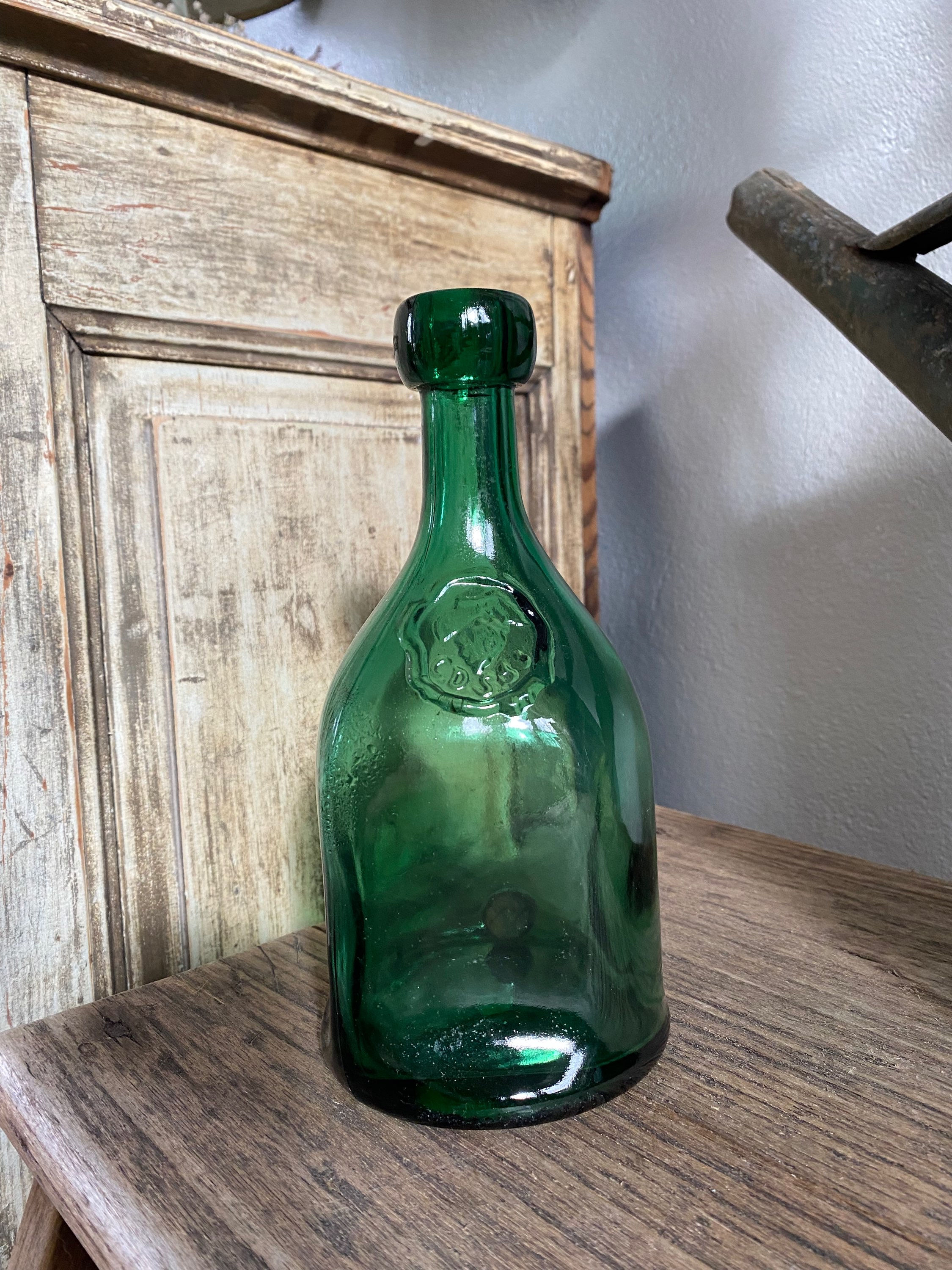 Bouteille ancienne en verre