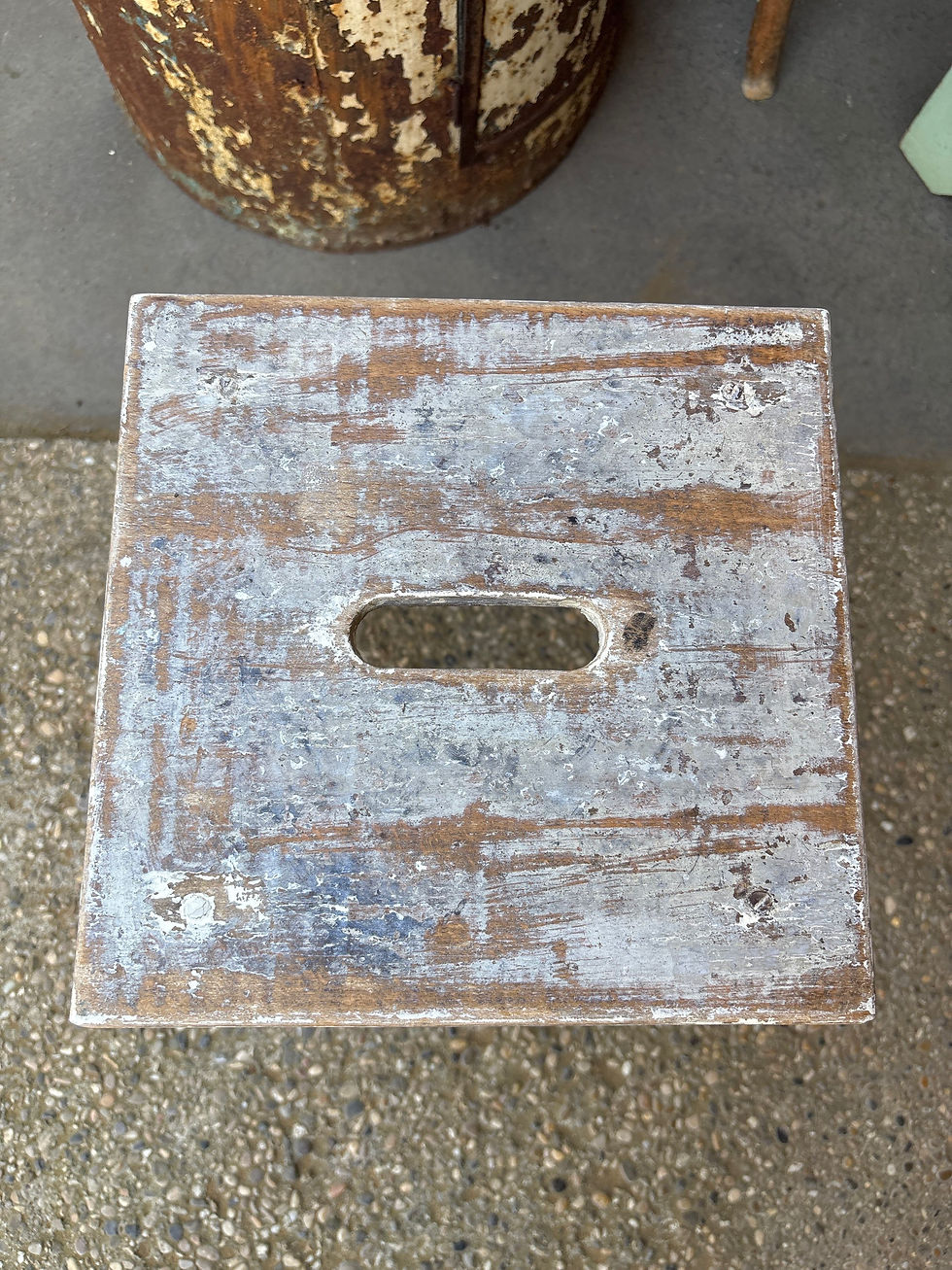 Miniature : Tabouret patine grise 