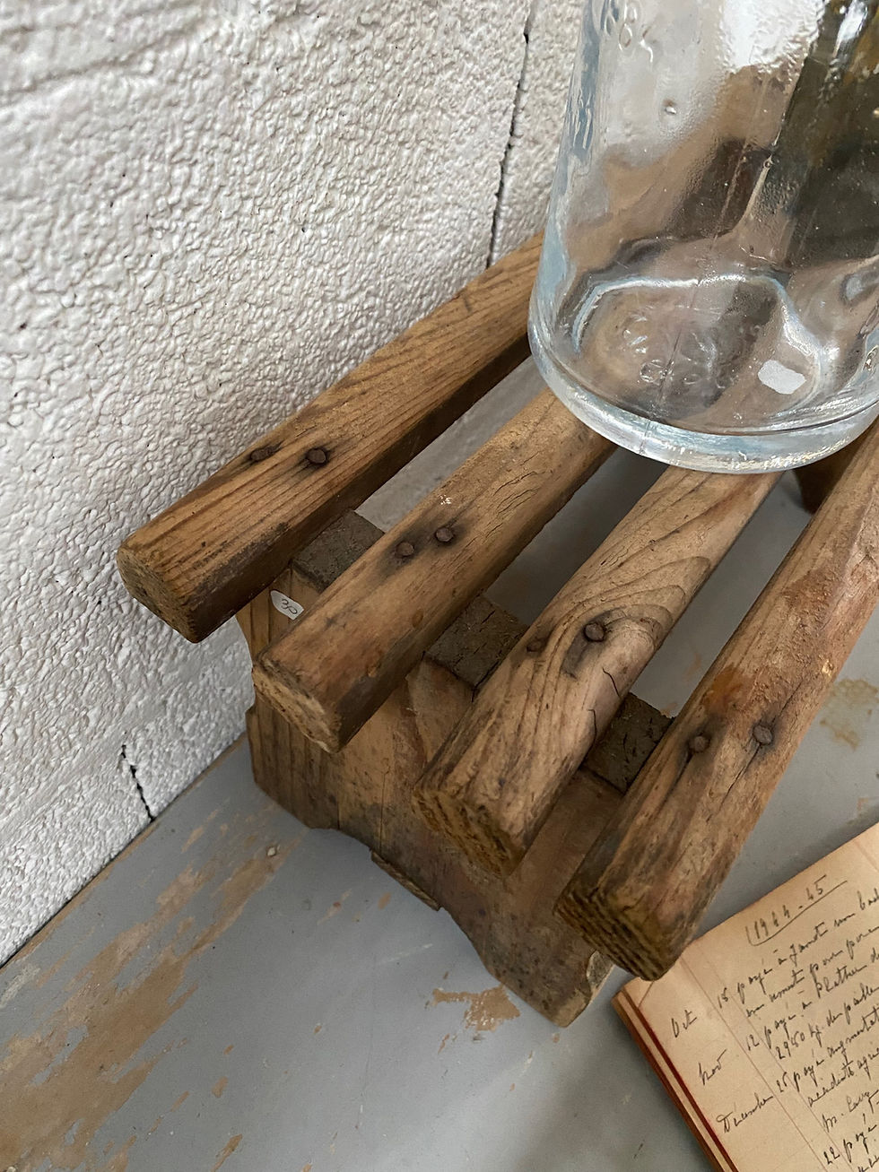 Miniature : Repose pied en bois