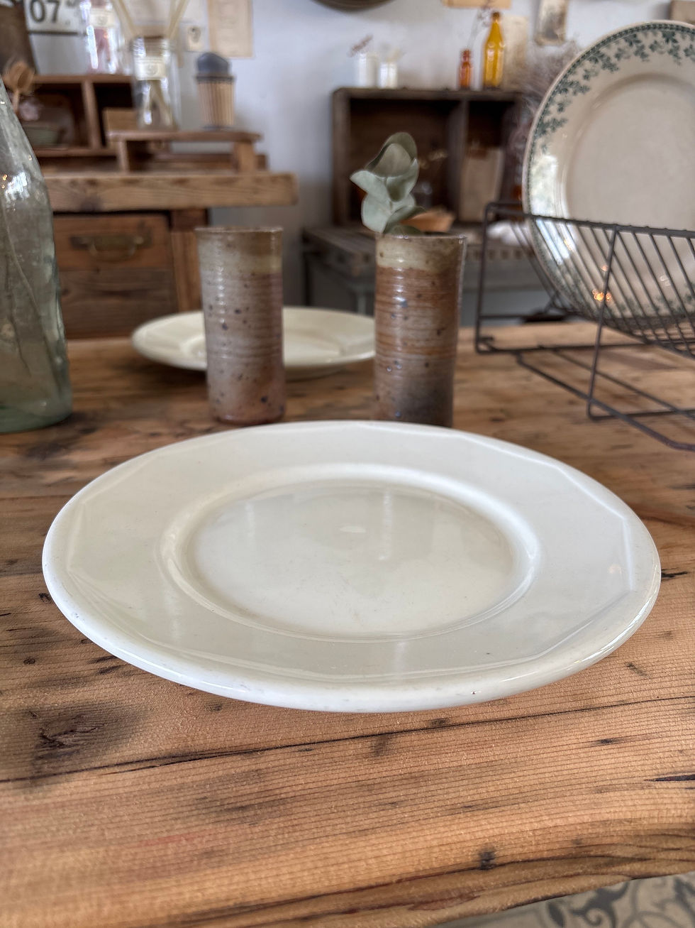 Miniature : Assiette en porcelaine crème