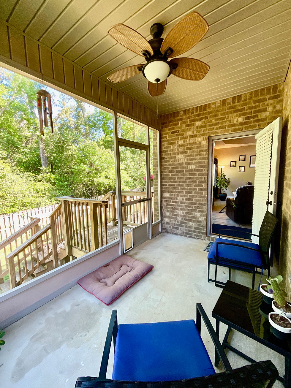 2118 Staff Dr