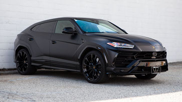 2022 LAMBORGHINI URUS