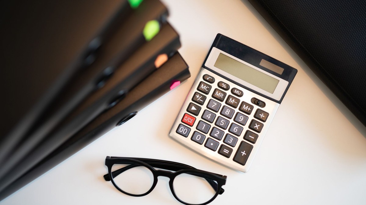 ways families pay for funeral services in florida stock photo for Legacy Options families