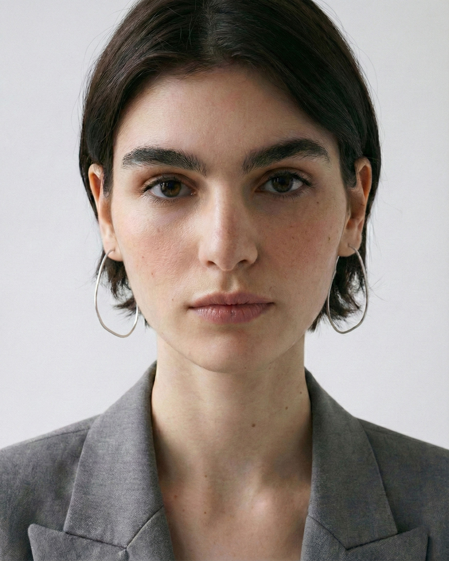 Ασύμμετροι ασημένιοι κρίκοι