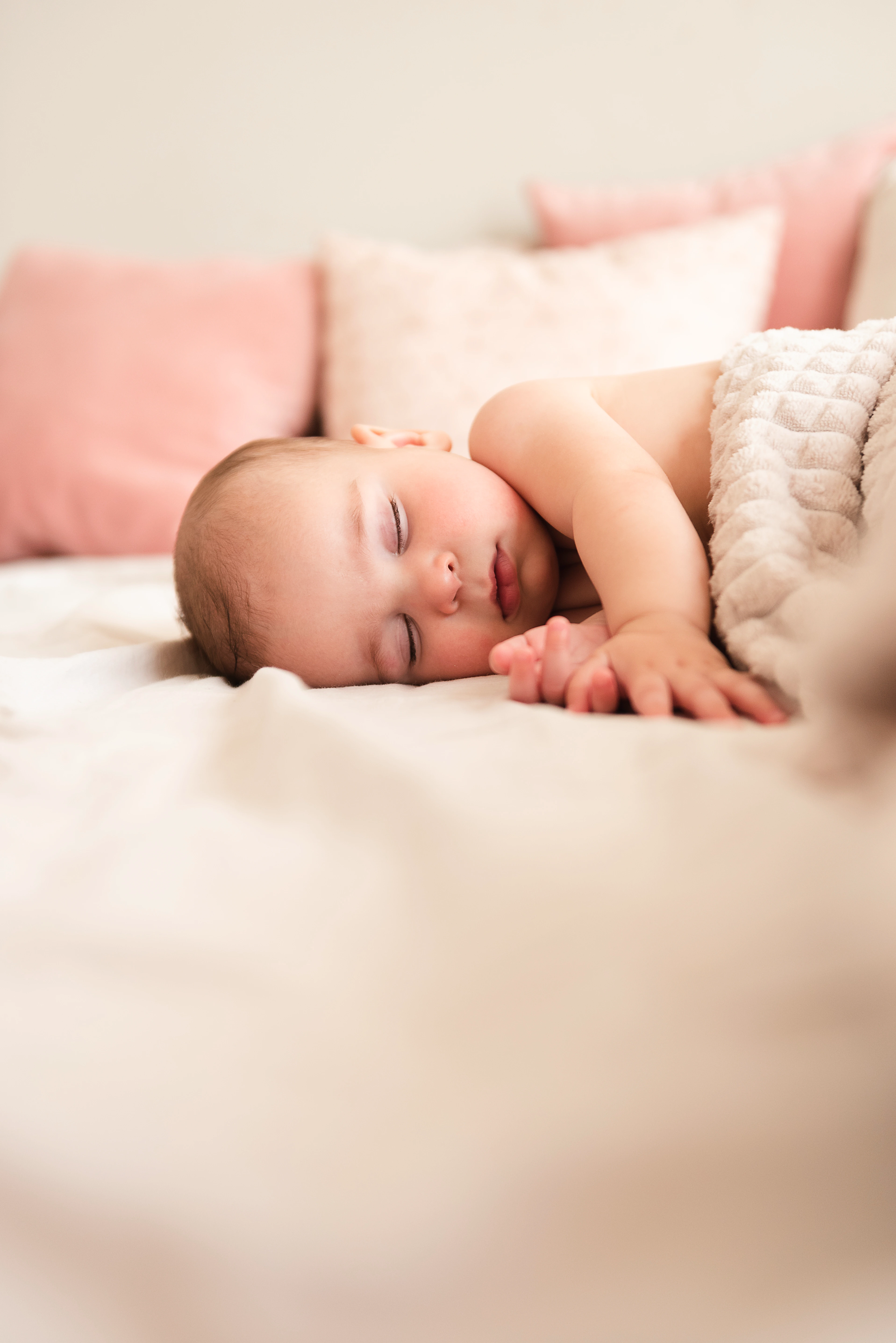 chiuda-in-su-di-sonno-sveglio-del-bambino.webp
