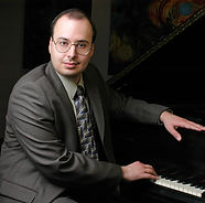 Kevork Andoania Headshot