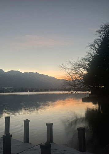 Thunersee in der Dämmerung