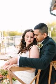 The Graily- Waxahachie Wedding. Bride and groom florals 