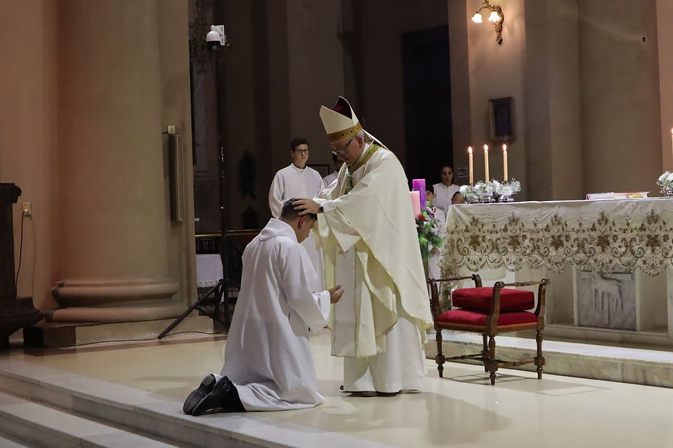 Ordenación Diaconal de Julián Nuñez