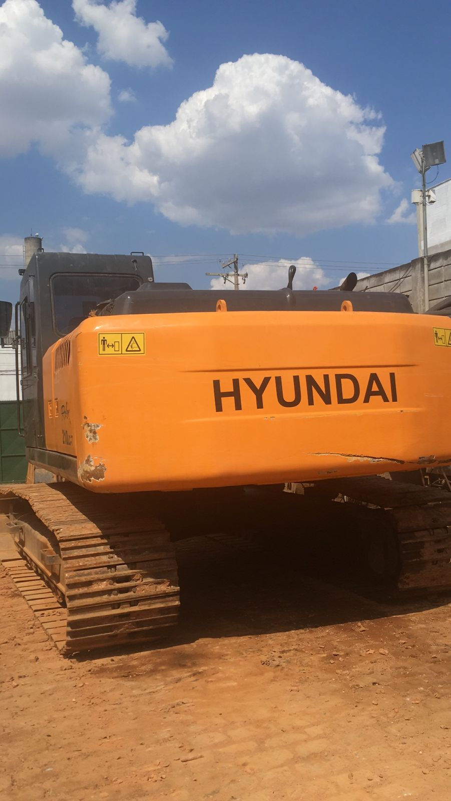 Thumbnail: Escavadeira Hidráulica Hyundai R 210