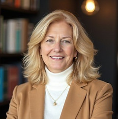 N.Robinson_headshot.jpg
