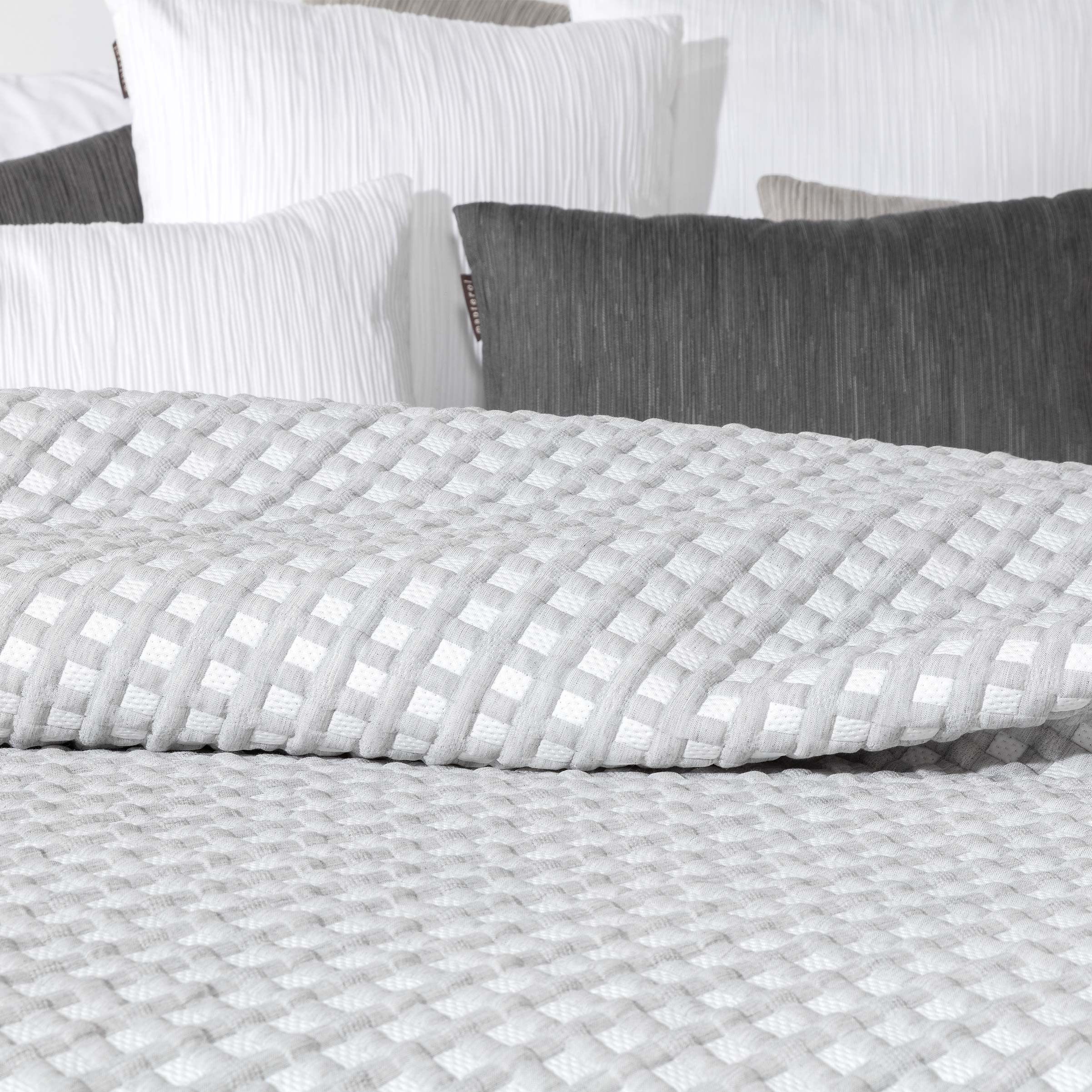 Colcha cubrecama jacquard reversible efecto gofre gris - Kai. 90