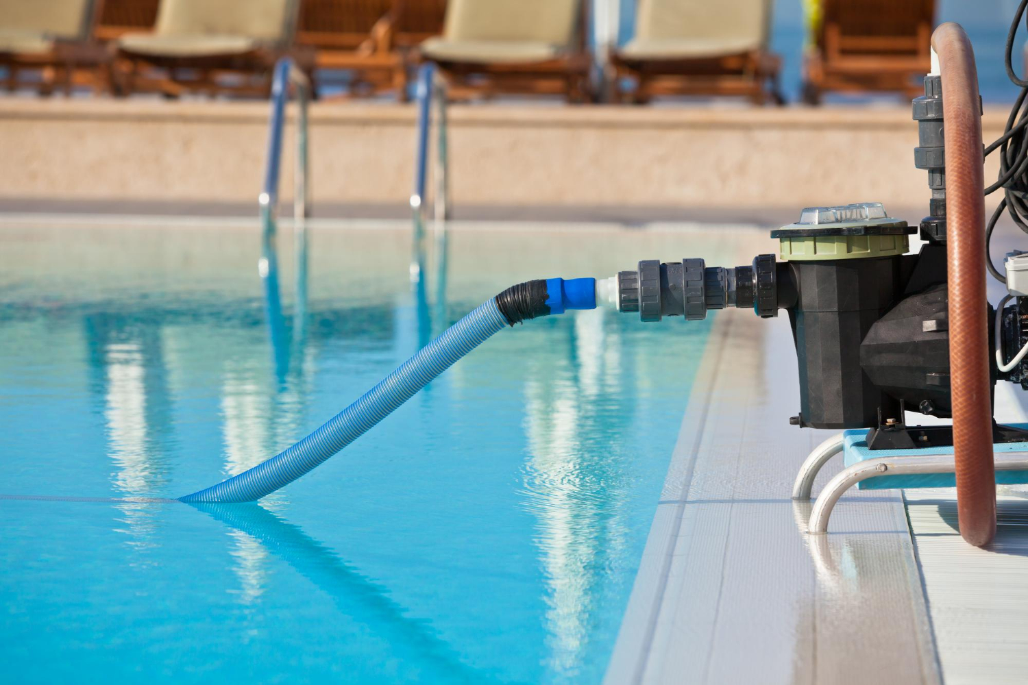 residential pool cleaning