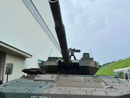 相馬原駐屯地を視察