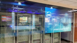 電控薄膜投影-通電後透明