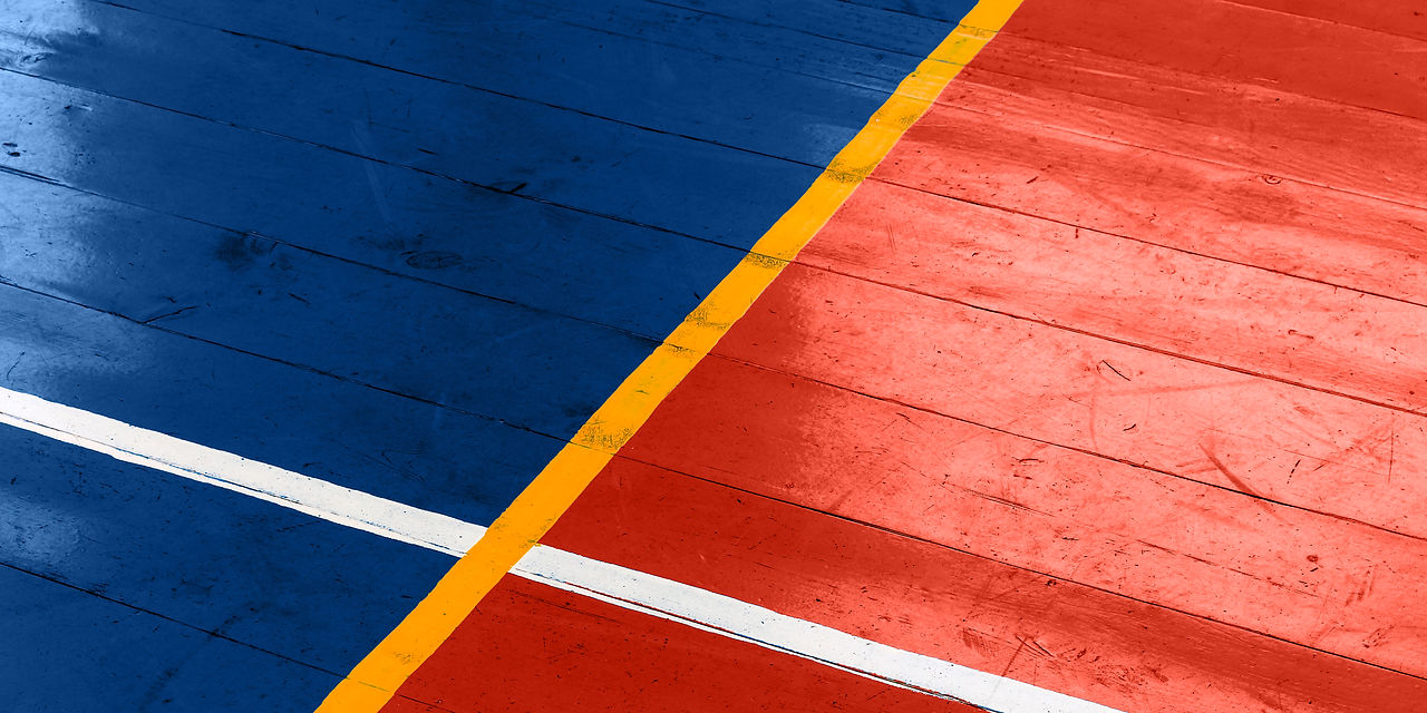Plancher de terrain de basket en bois