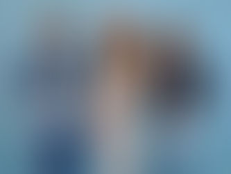 Sister and brothers Synthpop band.