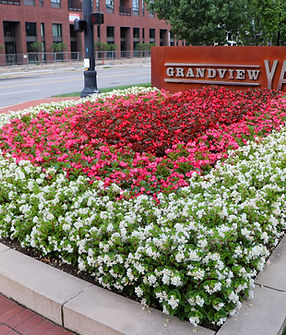 02GrandviewYard.jpg