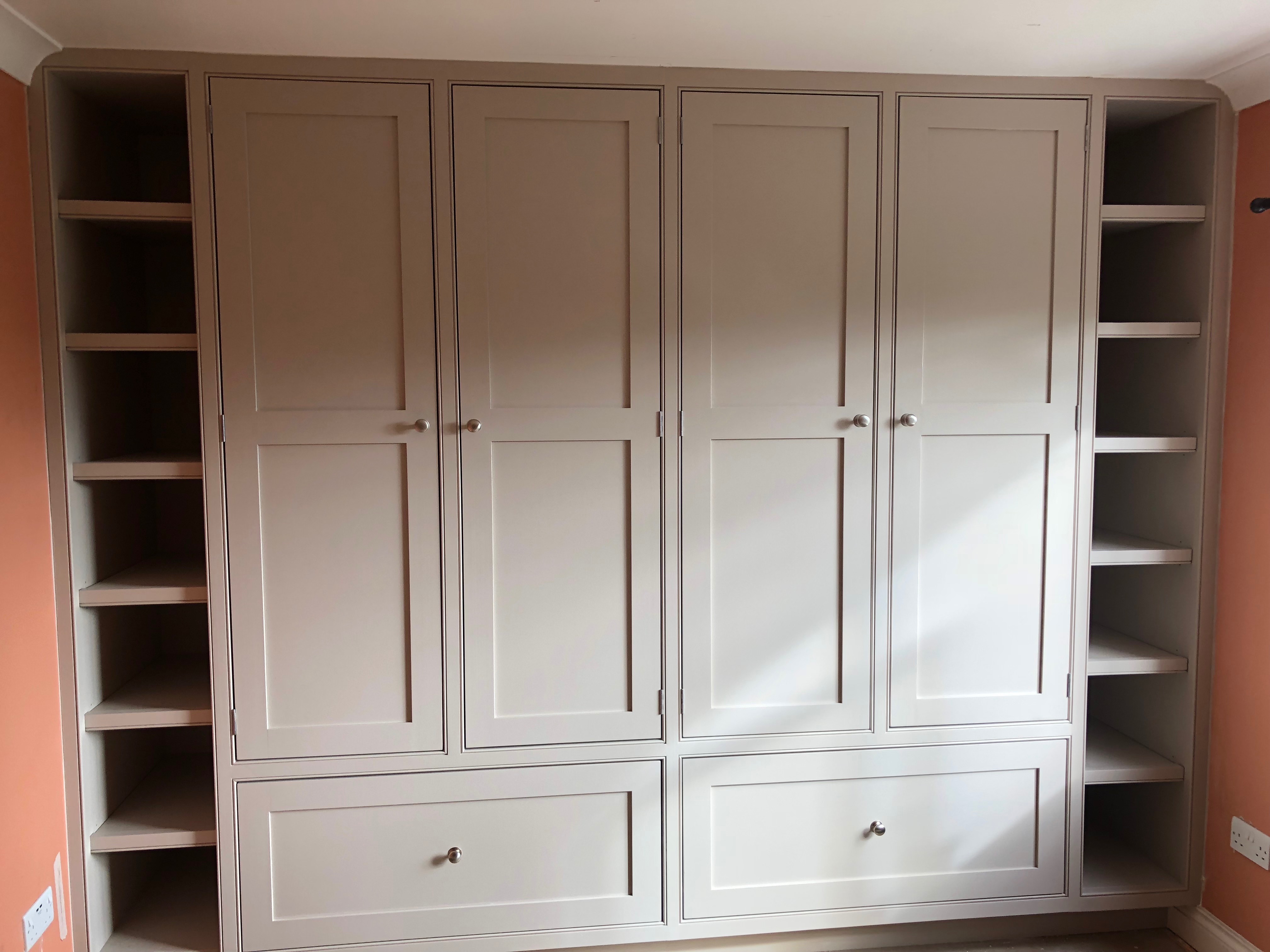 Chiselworks Bespoke Wardrobes