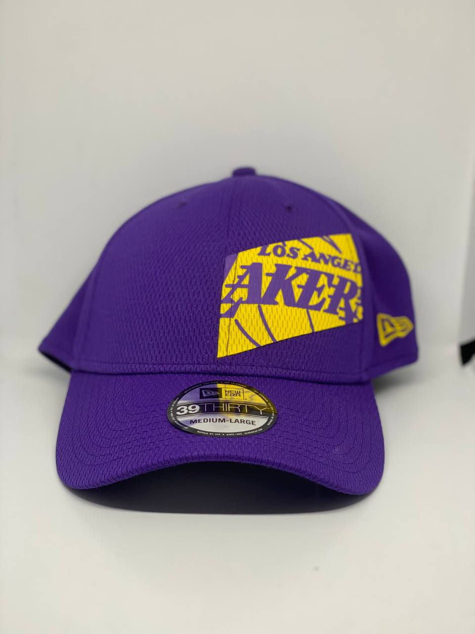Lakers Cerrada Medium