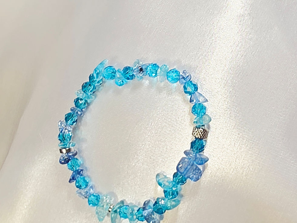 Thumbnail: Blue beaded bracelet