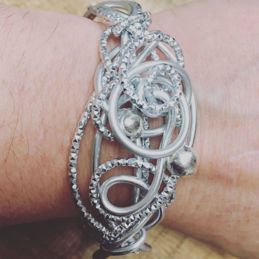 Textured Cuff ~silver only